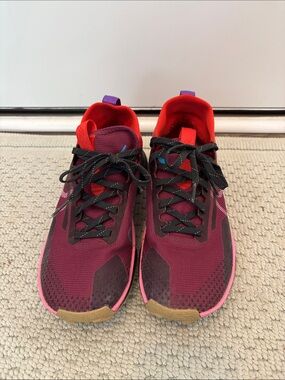 Nike Women's Burgundy Pink Athletic Shoes